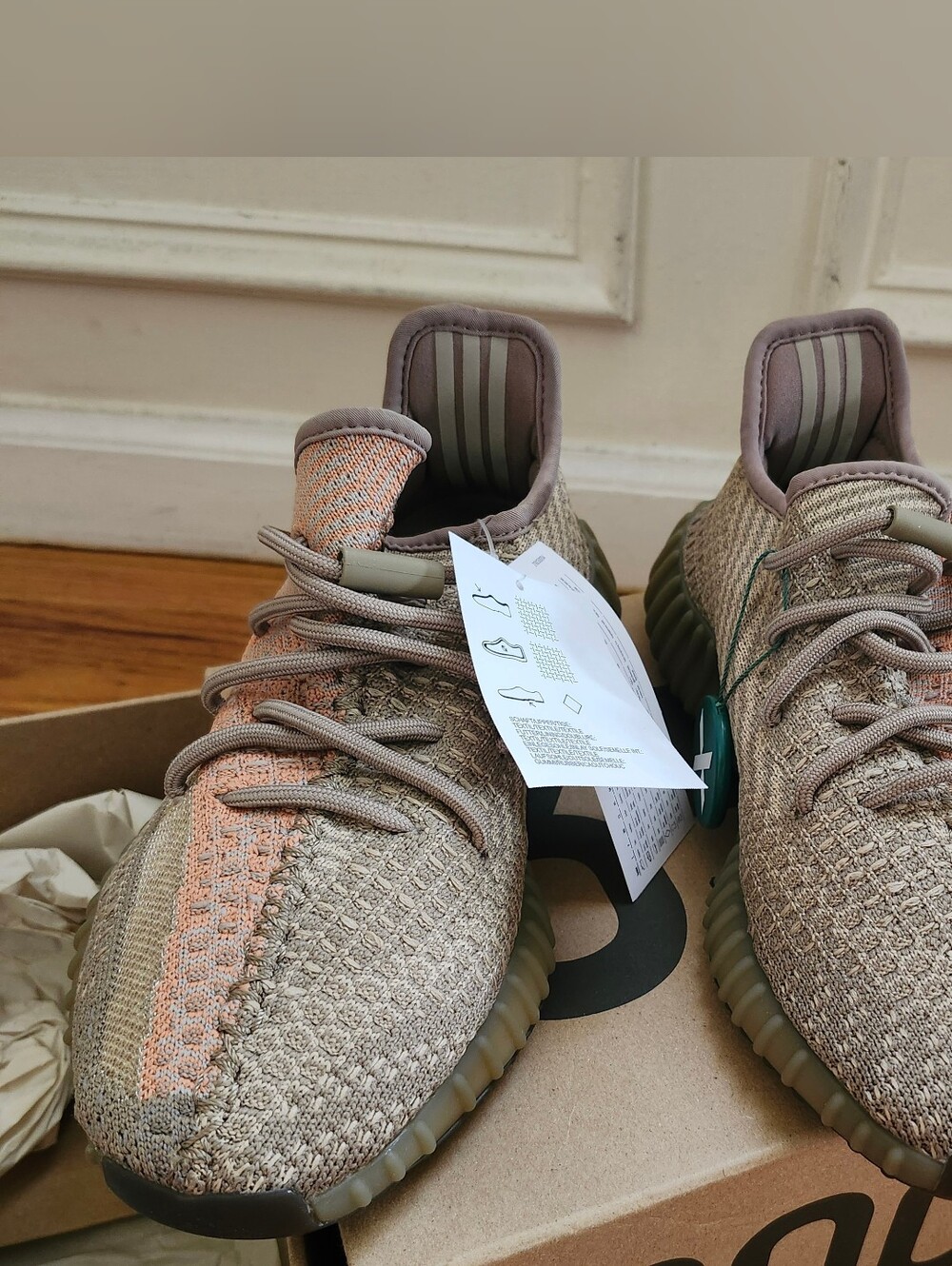 Adidas Yeezy Boost 350 V2 sneakers Sand Taupe color 6.5 mens 8 women's brand new